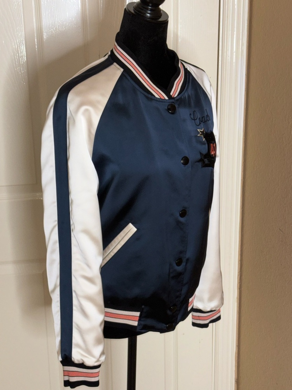 COACH Women’s Bomber REVERSIBLE Varsity Jacket Floral Print Colorblock Satin Med - Picture 4 of 12